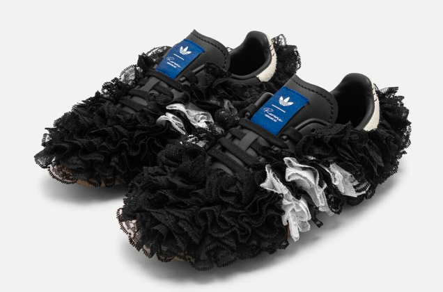 ADIDAS【 Reverie by Caroline Hu CLOT】ユニークなデザイン ADIDAS【 Reverie by Caroline Hu CLOT】ユニークなデザイン